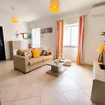 아파트 Sweet Casa Dina Rch 페하구도
